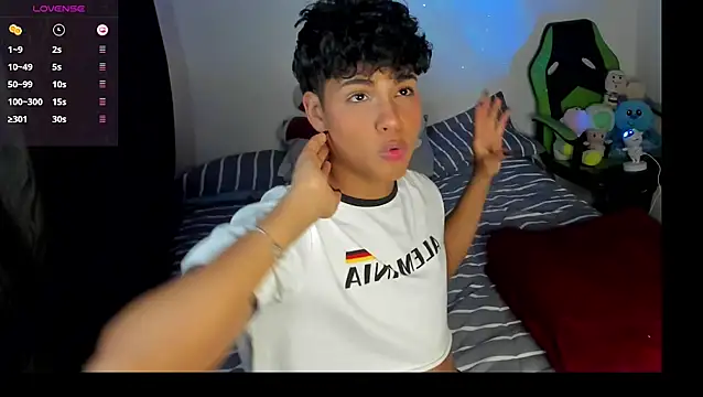 dani angels   online show from 30, 1, 2025