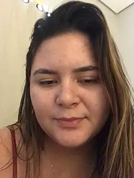 julinha2311 online show from 14, 1, 2025