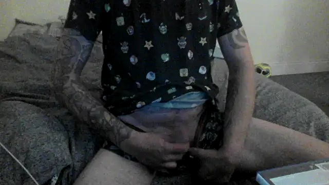 Snapshot of allnaked00 chatting on 12, 5, 2026 allnaked00 online show from 12, 5, 2026
