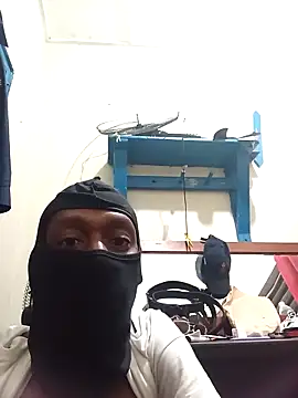 Snapshot of mario0212 chatting on 5, 11, 2025 mario0212 online show from 5, 11, 2025