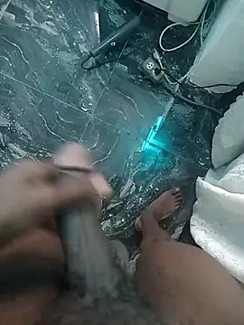 Snapshot of mario0212 chatting on 15, 10, 2025 mario0212 online show from 15, 10, 2025