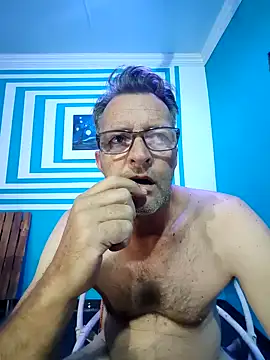 itsmeyes69 online show from 24, 1, 2025