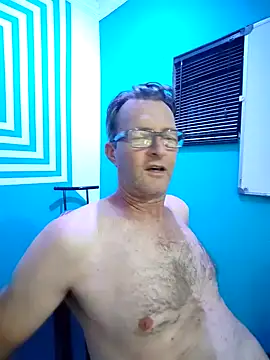 itsmeyes69 online show from 17, 1, 2025