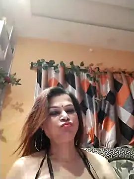 SANA-LEONI online show from 7, 3, 2026