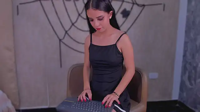 StefanyRousse online show from 24, 10, 2025