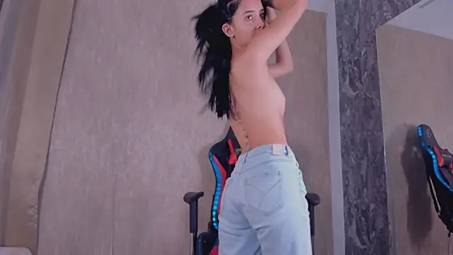 StefanyRousse online show from 12, 11, 2025