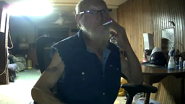 Snapshot of Aldick68 chatting on 9, 11, 2025 Aldick68 online show from 9, 11, 2025