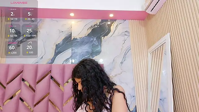 hotiergirl online show from 20, 2, 2026