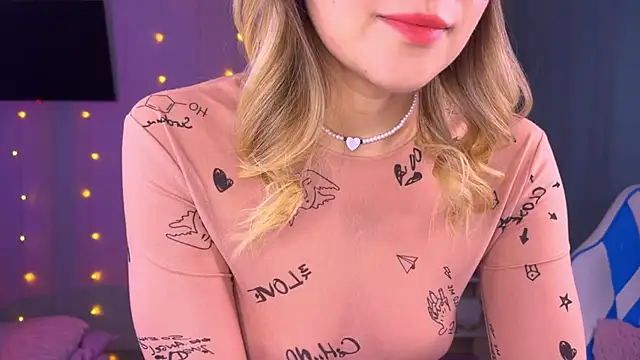 Mercedes Robinson online show from 15, 10, 2025