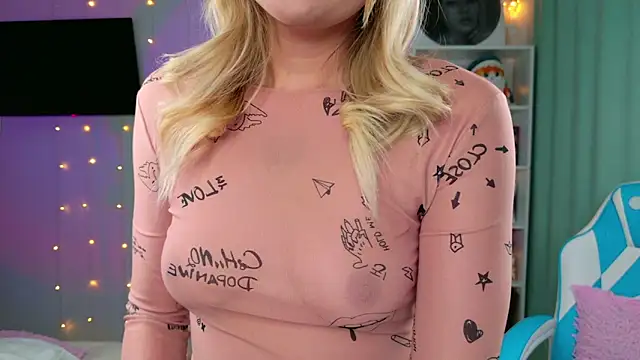 Mercedes Robinson online show from 20, 12, 2025