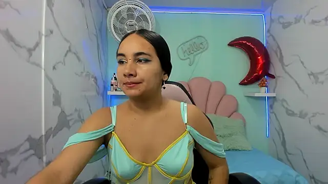 Snapshot of Maylin_horny19 chatting on 24, 5, 2026 Maylin horny19 online show from 24, 5, 2026