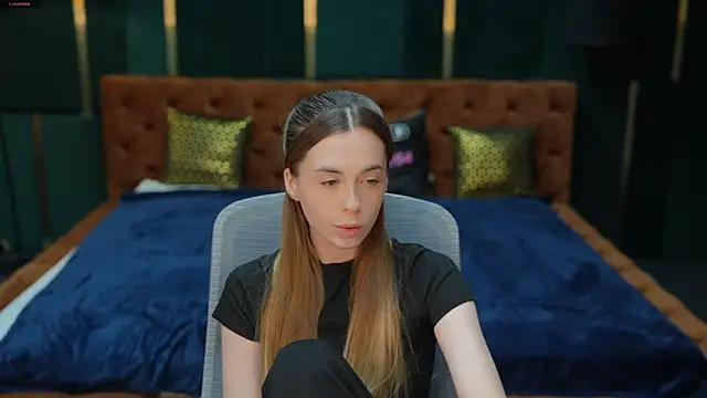 Snapshot of Lika_Secret_ chatting on 25, 11, 2025 Lika Secret online show from 25, 11, 2025