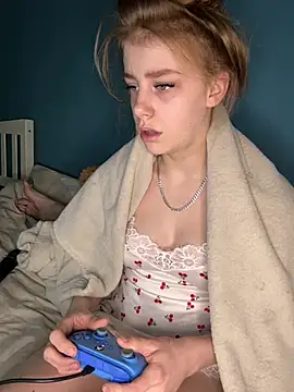 VioletxBlue online show from 13, 3, 2026