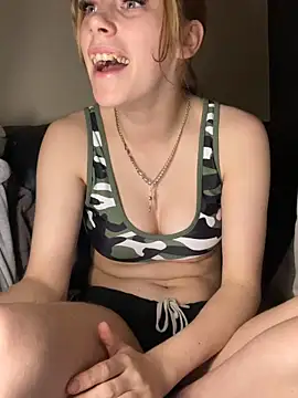 VioletxBlue online show from 25, 4, 2026