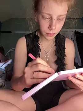 VioletxBlue online show from 28, 4, 2026