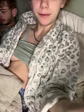 VioletxBlue online show from 8, 3, 2026