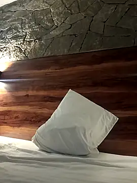 David205724 online show from 5, 4, 2026