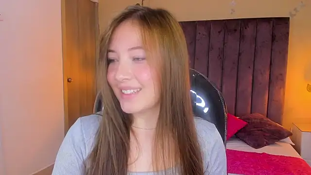 Snapshot of Dahlia_Rousse chatting on 15, 11, 2025 Dahlia Rousse online show from 15, 11, 2025