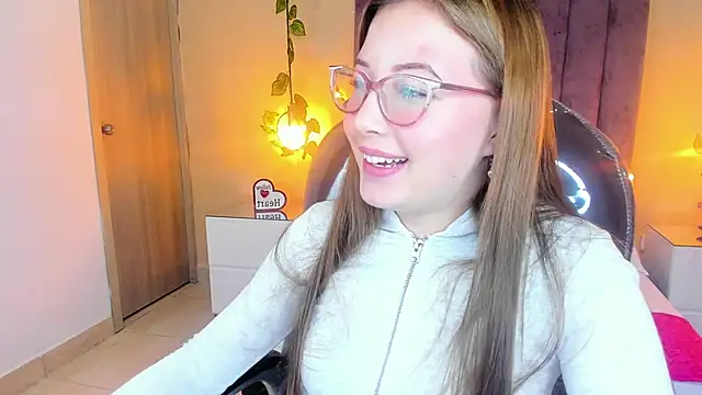 Snapshot of Dahlia_Rousse chatting on 28, 11, 2025 Dahlia Rousse online show from 28, 11, 2025