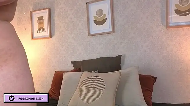 Veronica simons online show from 17, 3, 2026