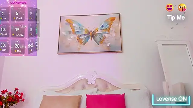 Snapshot of taylorsmiiith_ chatting on 3, 12, 2025 taylorsmiiith online show from 3, 12, 2025