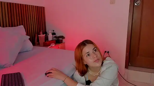 alliss ginger  online show from 15, 9, 2025