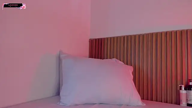 alliss ginger  online show from 18, 11, 2025