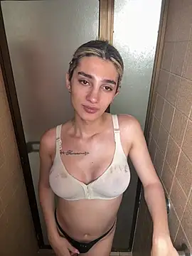 Queensara  online show from 26, 2, 2026