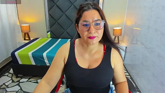 CamyMature online show from 28, 1, 2025
