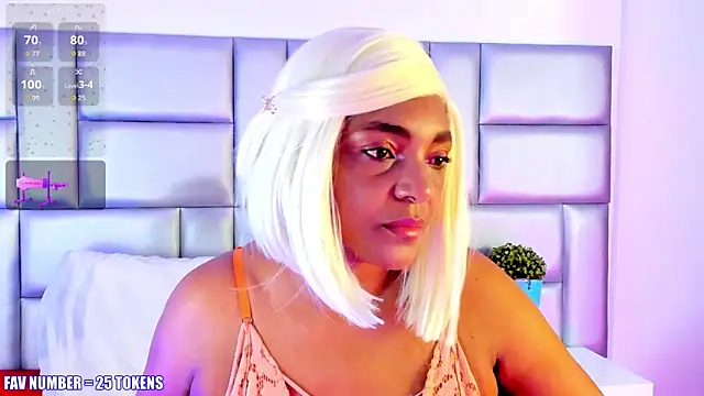 LovelyNickii online show from 3, 11, 2025