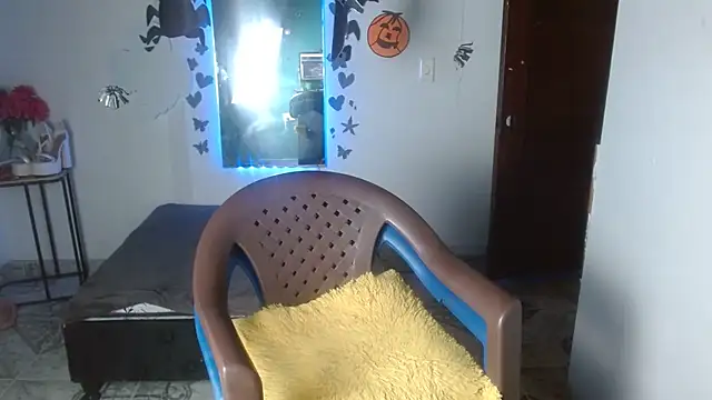 Snapshot of Krishell_milk chatting on 6, 10, 2025 Krishell milk online show from 6, 10, 2025