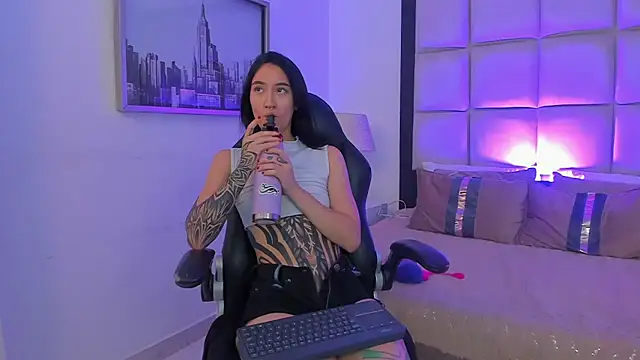 Snapshot of MeganPresleyy chatting on 22, 5, 2026 MeganPresleyy online show from 22, 5, 2026