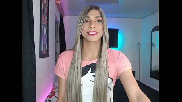 SophiaDuke online show from 7, 3, 2025