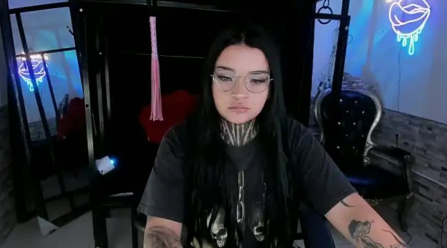 amyswallow7 online show from 18, 1, 2025