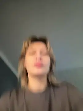 Snapshot of BeatriceXCute chatting on 17, 1, 2025 BeatriceXCute online show from 17, 1, 2025