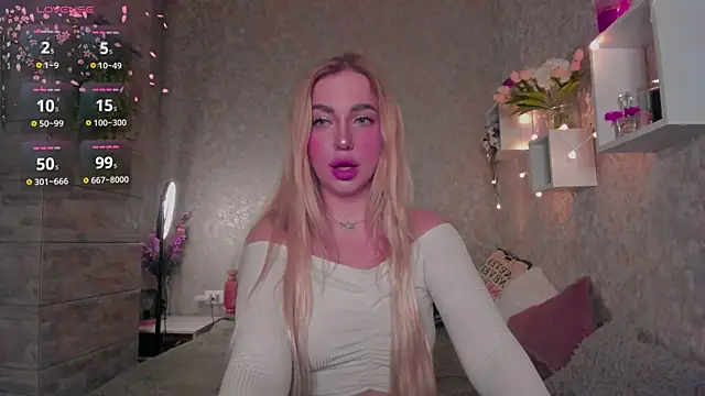 Snapshot of Mika_Rayy chatting on 16, 11, 2025 Mika Rayy online show from 16, 11, 2025