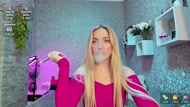 Snapshot of Mika_Rayy chatting on 20, 10, 2025 Mika Rayy online show from 20, 10, 2025