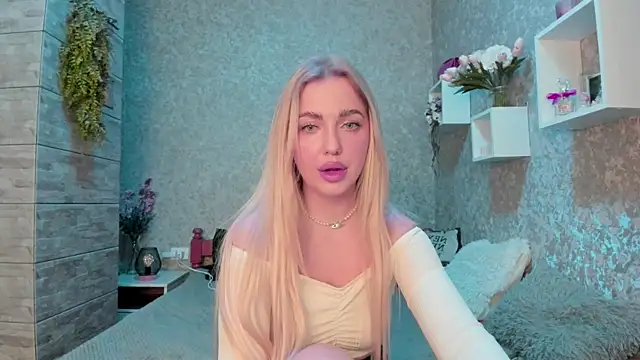 Snapshot of Mika_Rayy chatting on 25, 10, 2025 Mika Rayy online show from 25, 10, 2025