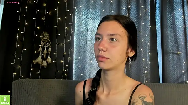 Amelia skyy online show from 6, 7, 2026