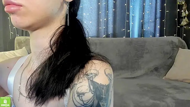 Amelia skyy online show from 11, 6, 2026