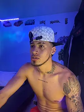 Snapshot of Neymar_jr11-collinss chatting on 12, 9, 2025 Neymar jr11-collinss online show from 12, 9, 2025