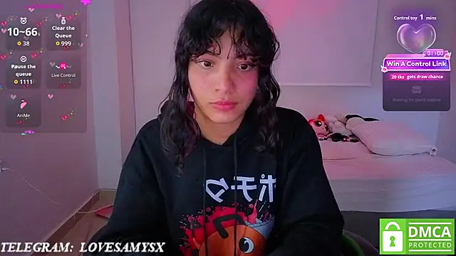 Lovelyamyy online show from 10, 4, 2026