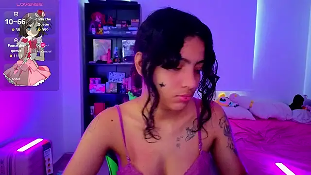 Lovelyamyy online show from 9, 7, 2026