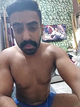 vaibhavchugh38 online show from 2, 3, 2025