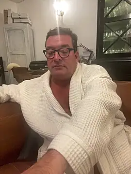 MountJohnXL online show from 12, 4, 2026