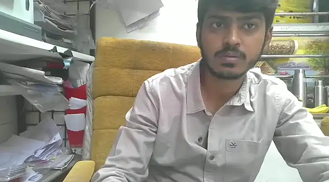 cute modell online show from 19, 2, 2025