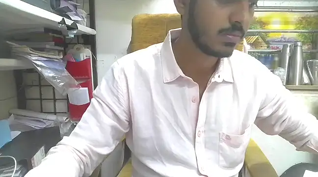 cute modell online show from 27, 2, 2025