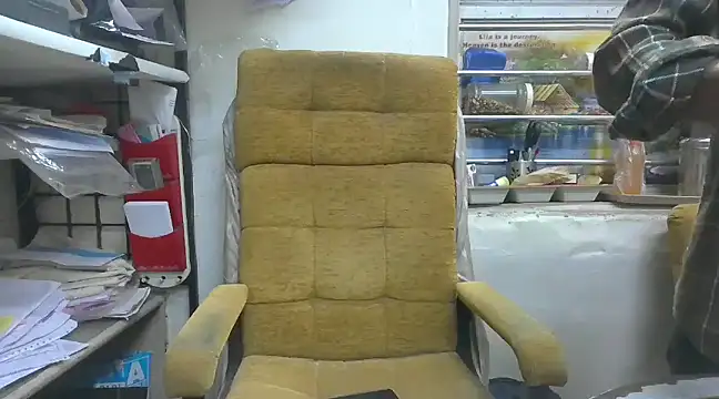 cute modell online show from 6, 2, 2025