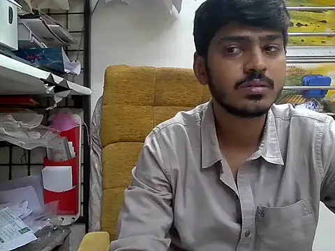 cute modell online show from 6, 11, 2025