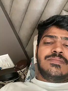 cute modell online show from 12, 10, 2025